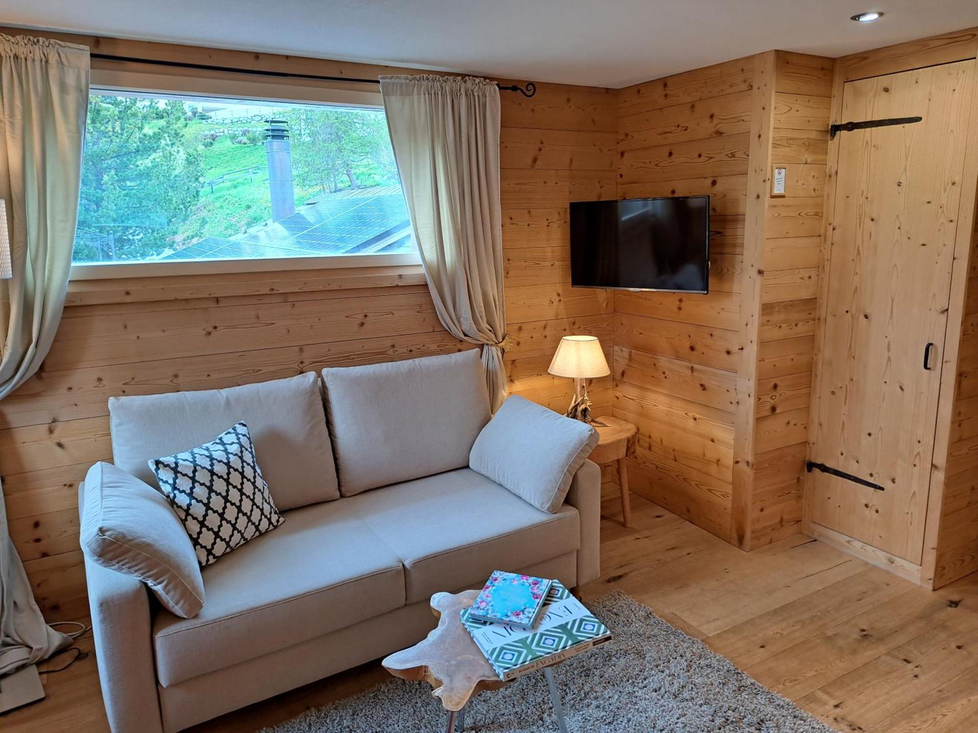 Hotel Chesa Staila La Punt-Chamues-ch Eksteriør bilde